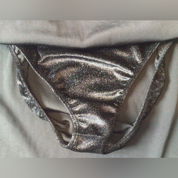 Jerry’s Figure Skating Box Skirt - Picture 2 of 5